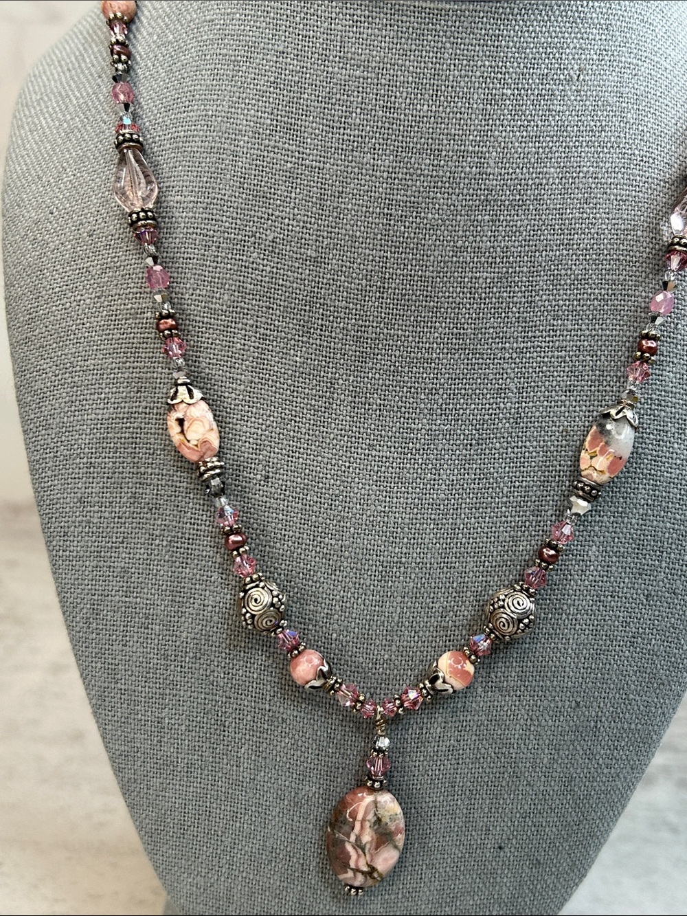 Charming Rhodonite Stone & Pink Crystsl Beaded 925 Sterling Silver Necklace - Picture 5 of 11